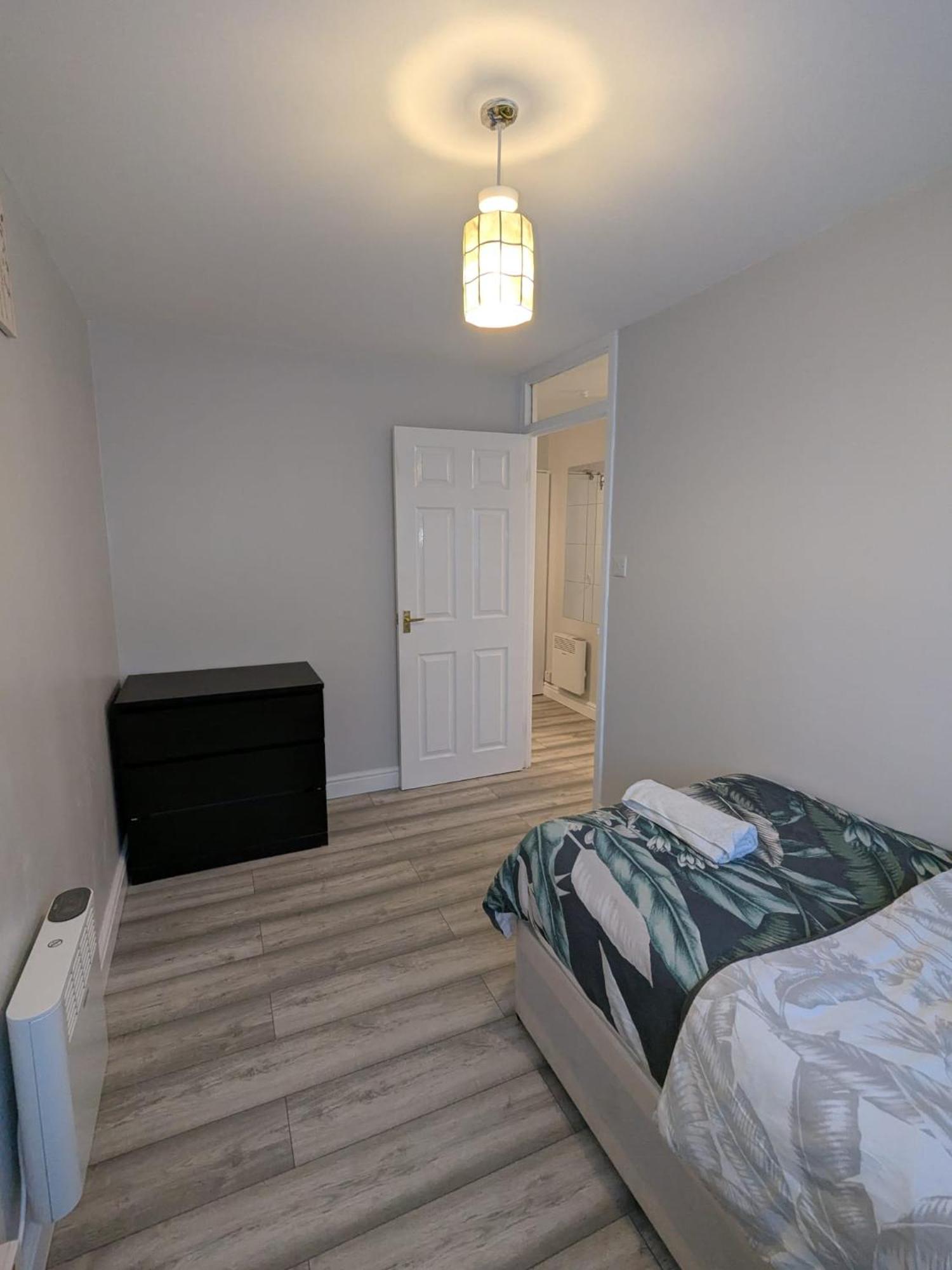 A&A Apartment Basildon Nevendon ภายนอก รูปภาพ